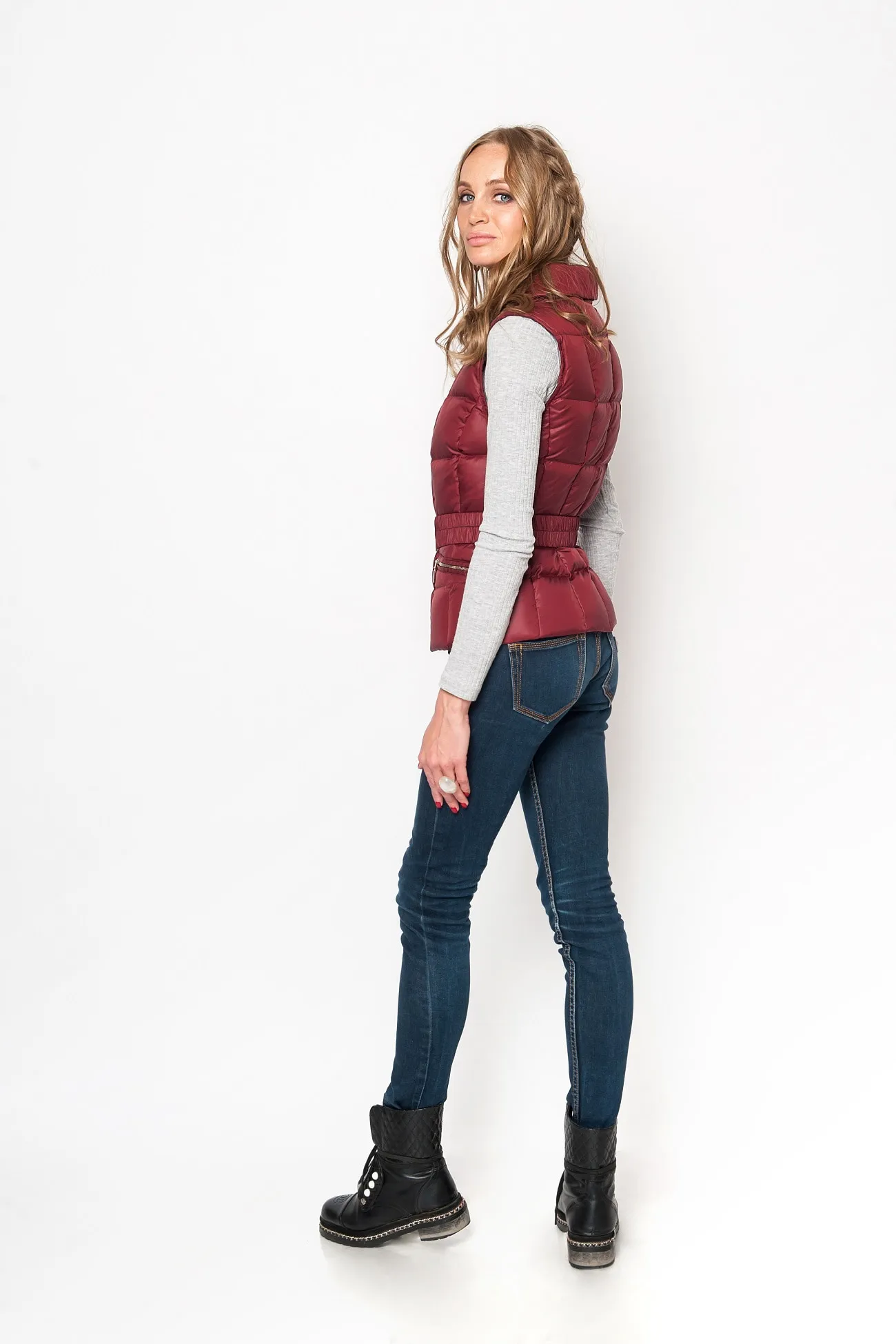 Жилет Аэлита бордовый  (1)-min