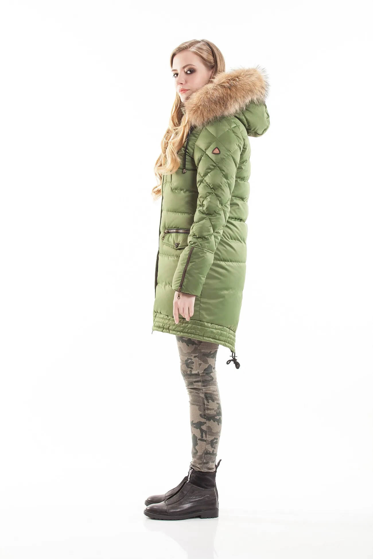 Шери зеленый (1)-min