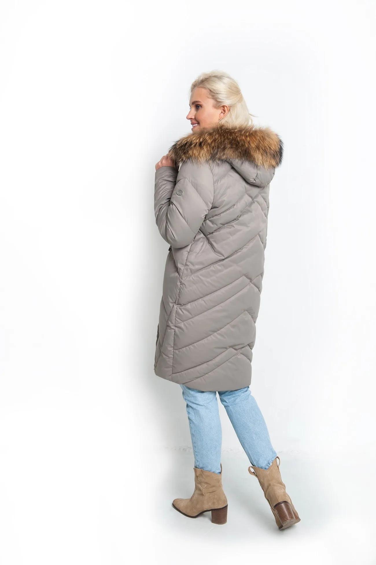 Дарина Н бежевый (3)-min